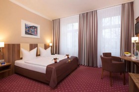 Gold Hotel am Wismarplatz