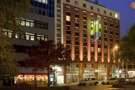 Premier Inn Berlin City Centre Hotel