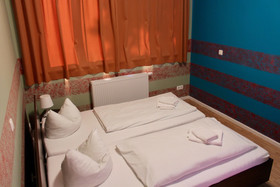 Holi Hostel Hotel