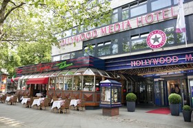 Hollywood Media