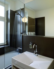 Hotel AMANO East Side