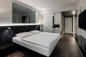 Hotel AMANO Grand Central