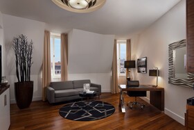 Roomers Berlin Steinplatz, Autograph Collection