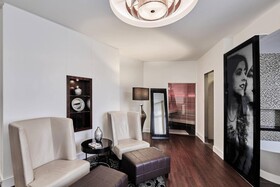 Roomers Berlin Steinplatz, Autograph Collection