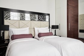 Roomers Berlin Steinplatz, Autograph Collection