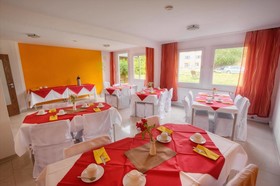 Hotel B1