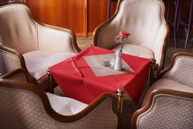 Hotel B1