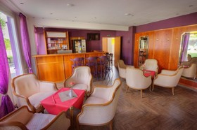 Hotel B1