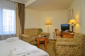 Hotel Domicil Berlin by Golden Tulip