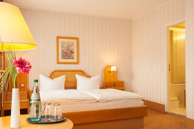Hotel-Pension Kastanienhof