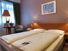 Hotel President