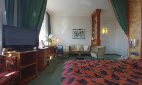 Hotel President
