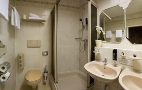W22 Hotel