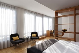 June Six Hotel