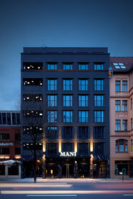Hotel MANI by AMANO