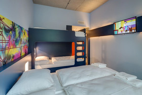 MEININGER Hotel Berlin East Side Gallery