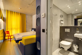 MEININGER Hotel Berlin East Side Gallery