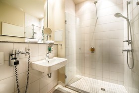 mondrian suites berlin checkpoint charlie