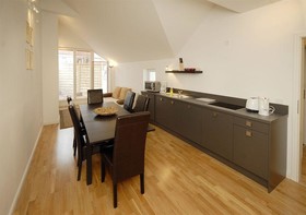 Old Town Apartments Metzer Str.