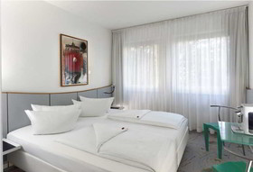 Radisson RED Berlin Kudamm