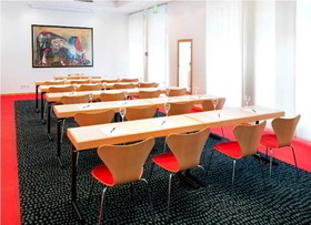 Radisson RED Berlin Kudamm