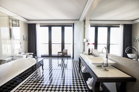 Quentin XL Potsdamer Hotel