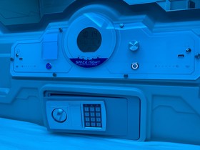 Space Night Capsule Hostel