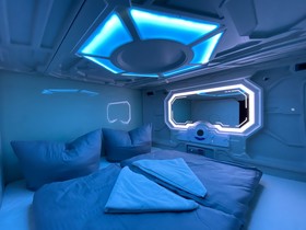Space Night Capsule Hostel
