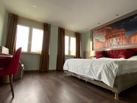 The Grand Inn Hotel