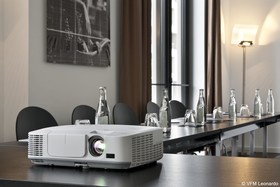 Numa Berlin Weinmeister