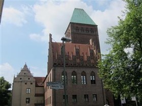 Voltaire Apartments