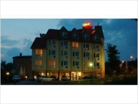 Zum grünen Turm