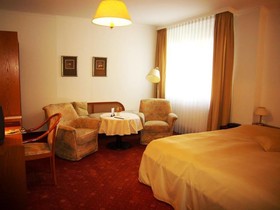 Hotel Restaurant Helenenhof