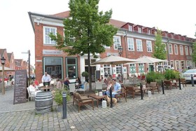 XIX Neunzehn