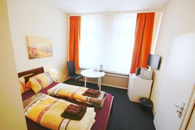 B & L Hostel
