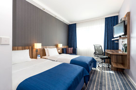 Holiday Inn Express Bremen Airport