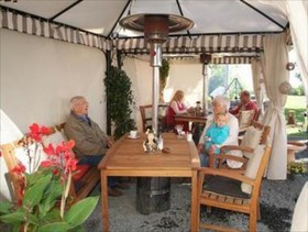 Landhotel Airport-Inn