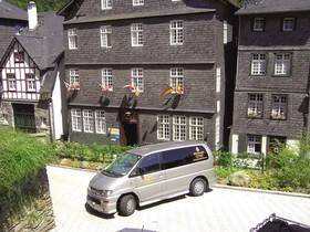 Graf Rolshausen