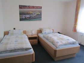 Land-gut-Race-Hotel zur Burg Nürburgring