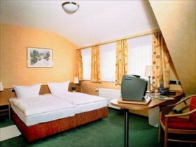 Zum Felsenkeller