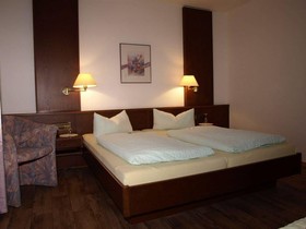 Waldhotel Bächlein