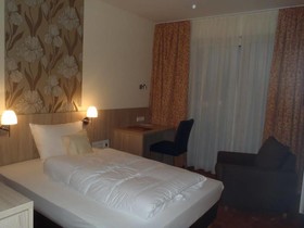 Schade's Wohlfühlhotel & Schmankerl Stubn