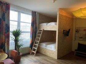 Superbude Altona Paradise