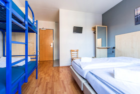 A&O Hamburg Hammer Kirche