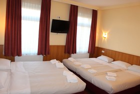 Altan Hotel
