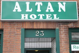 Altan Hotel