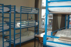 Buch-Ein-Bett Hostel
