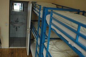 Buch-Ein-Bett Hostel