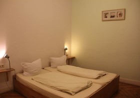 Buch-Ein-Bett Hostel