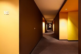 East Hotel & Restaurant